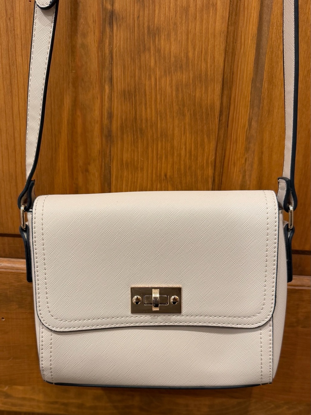 Forever21 Women's Cream Crossbody Bag with Gold Turn-Lock